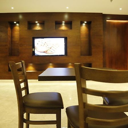 Flora Hotel Suite 2 فلورا2 للشقق المخدومة Riyadh Exterior photo